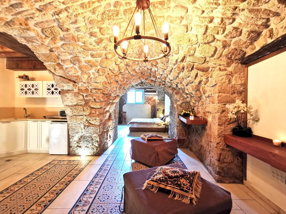 Unique Crusader Apartment In Old Akkó Kültér fotó